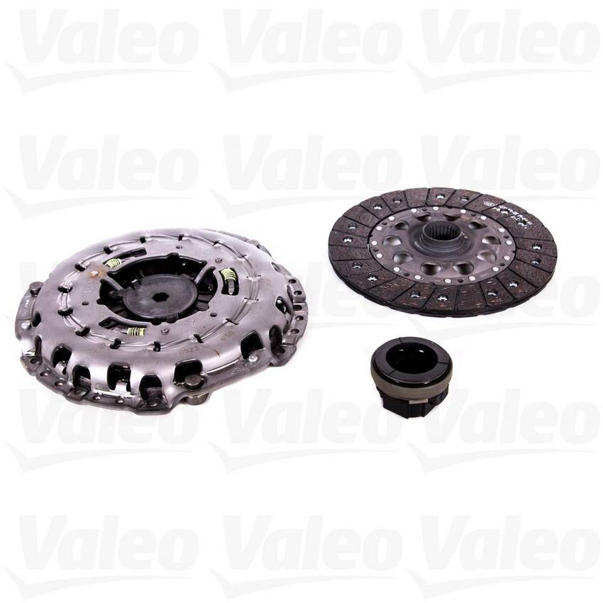 BMW Clutch Kit 21208631999 - Valeo 828331